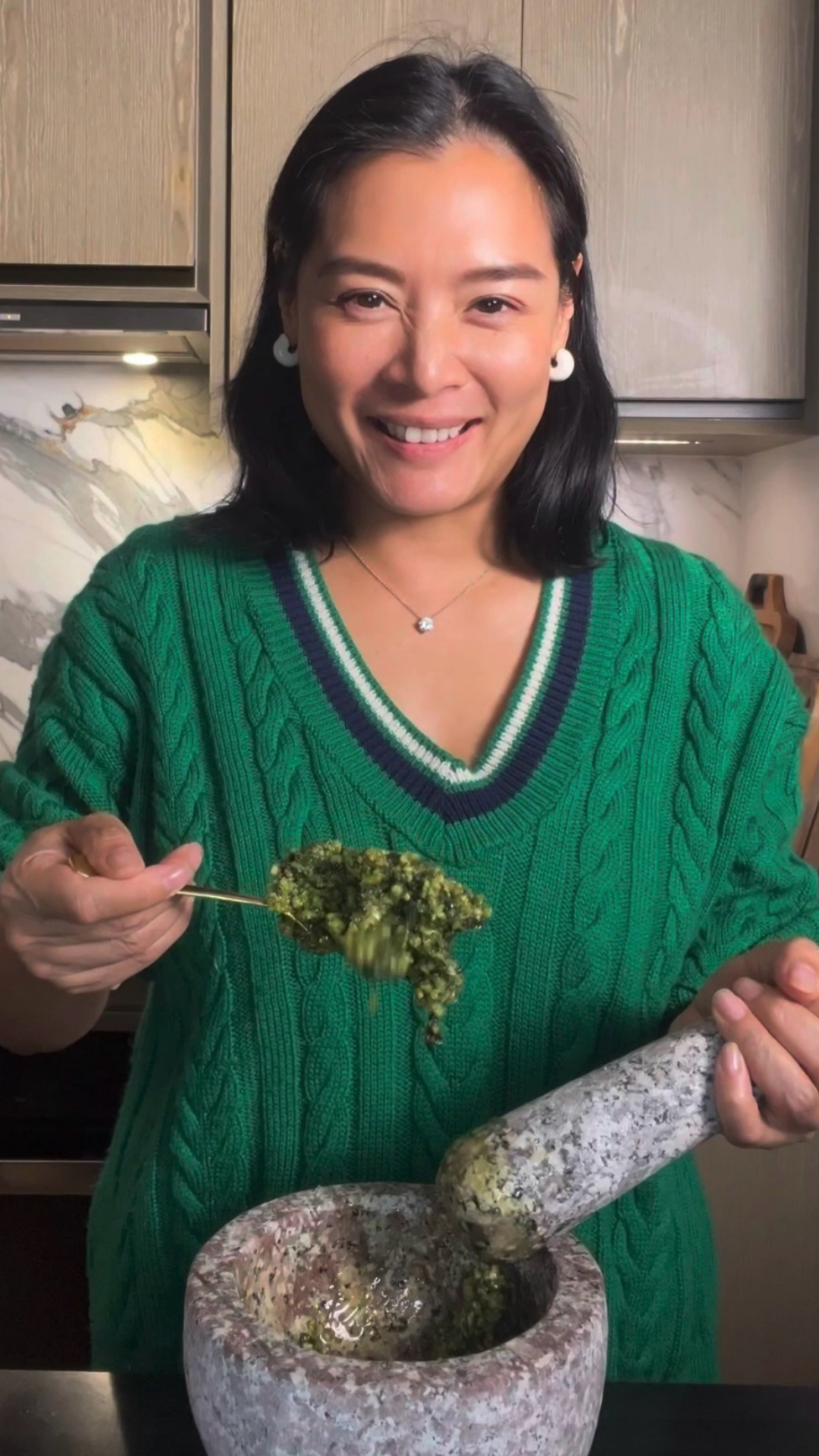 Hong Thaimee with Thai Pesto